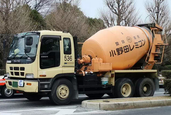日本五十铃搅拌车 日本五十铃搅拌车