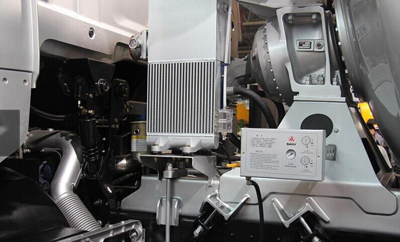 三一、ued网站、ued网站搅拌车、搅拌车