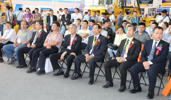 山推、ued网站、ued网站机械、ued网站机械应用技术