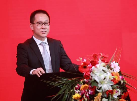 贺东东 贺东东