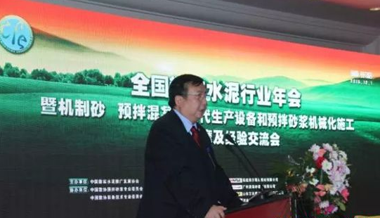 丁建一 丁建一
