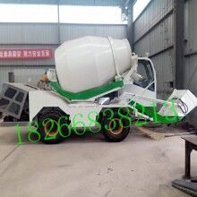 福建漳平自动上料搅拌车搅拌机工地使用水泥石子上料