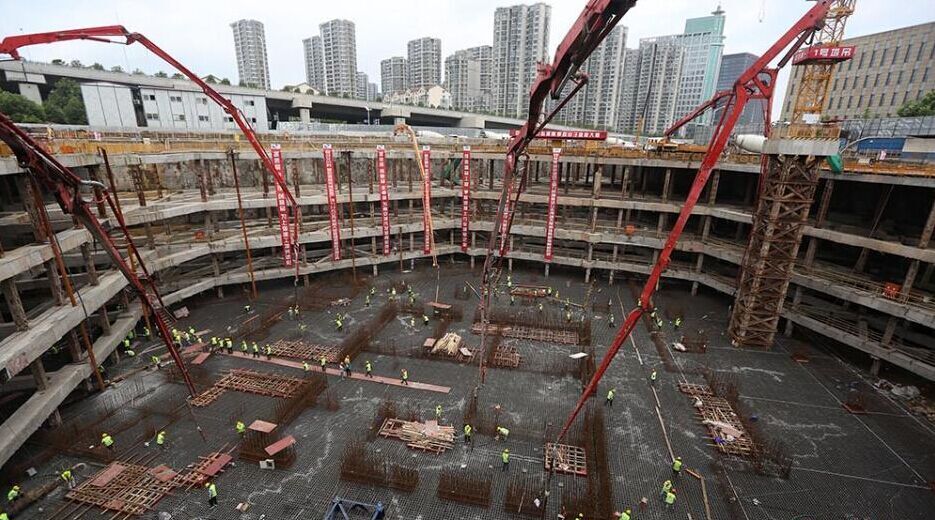 ued网站、泵车、搅拌车