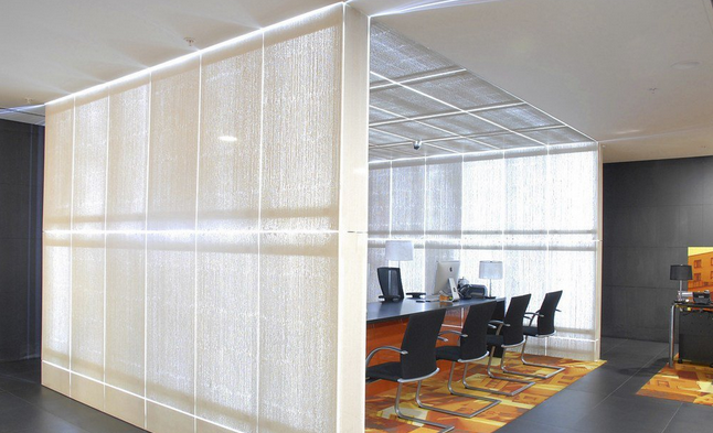 ued网站、白色透光ued网站墙