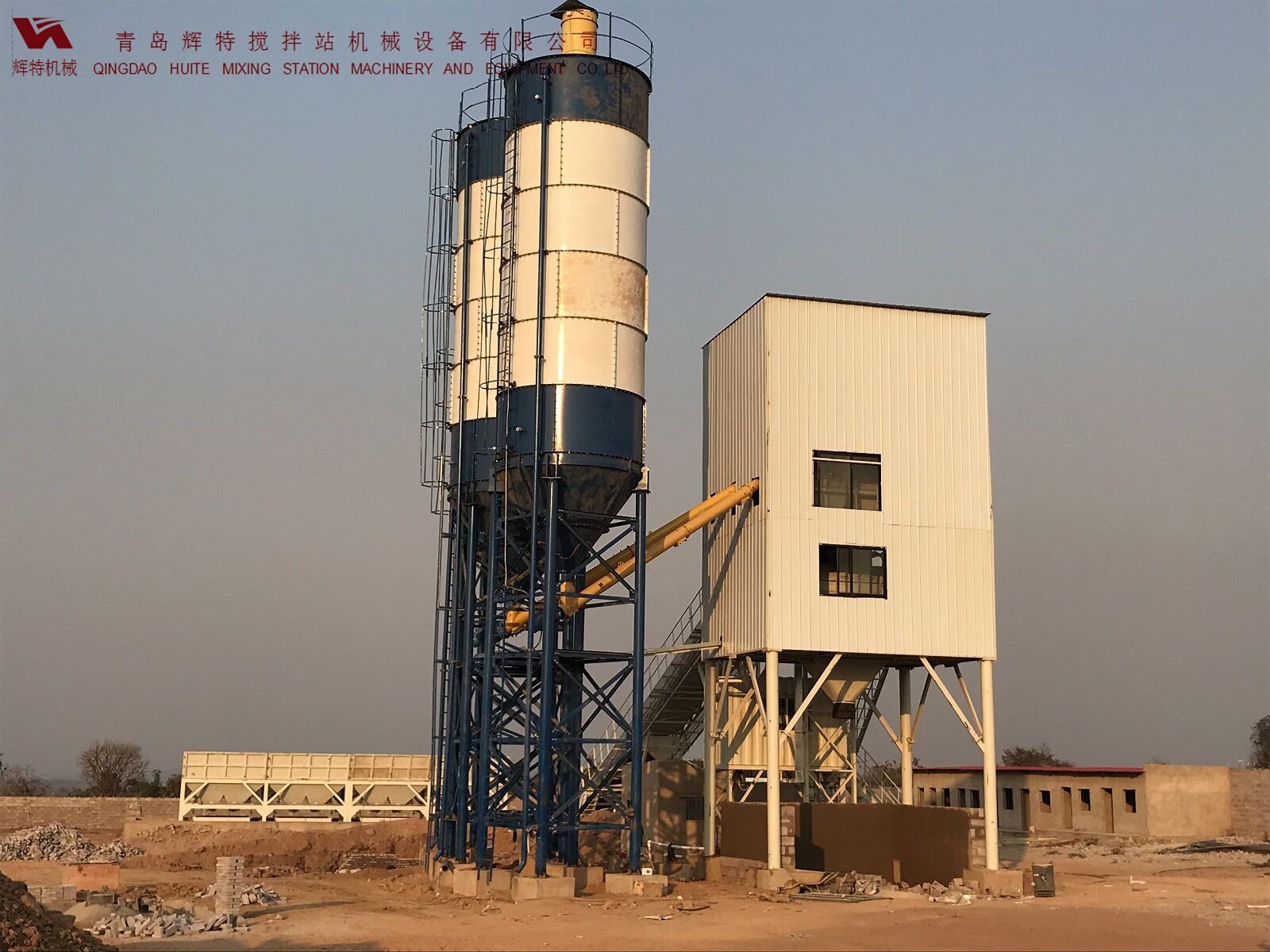 辉特ued网站搅拌站HZS120采用国内外知名品牌,大大降低了设备故障率 辉特ued网站搅拌站HZS120采用国内外知名品牌,大大降低了设备故障率